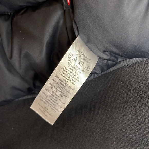 Everlane ReNew Women’s Cropped Short Puffer Coat Solid Black Size XS No … - Picture 7 of 7